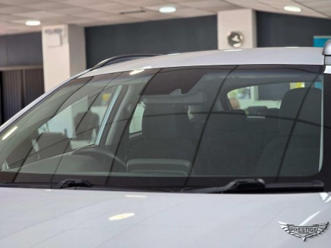 Hyundai KONA 39kWh SE Auto 5dr (10.5kW Charger) 24