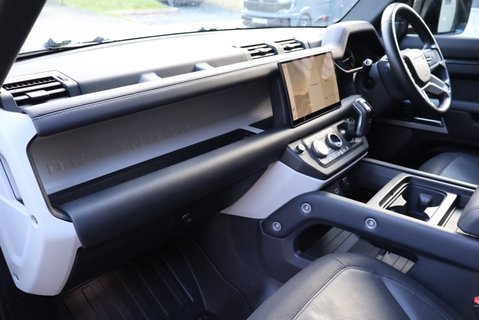 Land Rover Defender 110 D300 HARD TOP X-DYNAMIC HSE  STYLED BY SEEKER WITH A REAR SEAT CONVERSION  24