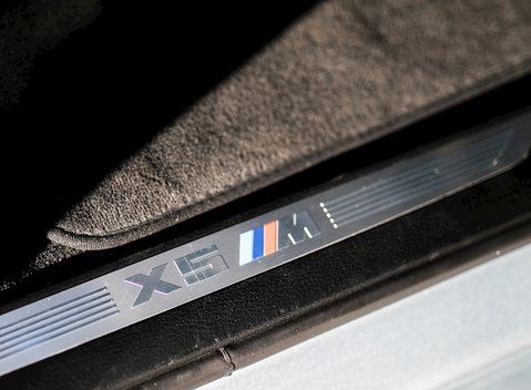 BMW X5 M 16