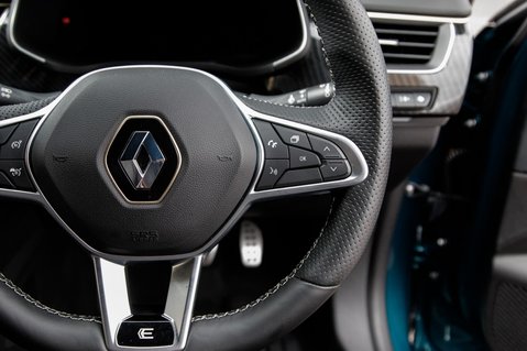 Renault Arkana E-TECH ENGINEERED 20