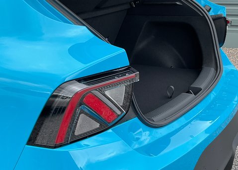 MG MG4 EV URBAN 53.9kWh PREMIUM LONG RANGE 9