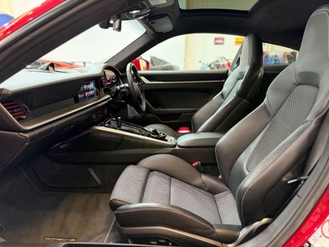 Porsche 911 3.7T 992 Turbo S Coupe 2dr Petrol PDK 4WD Euro 6 (s/s) (650 ps) 42