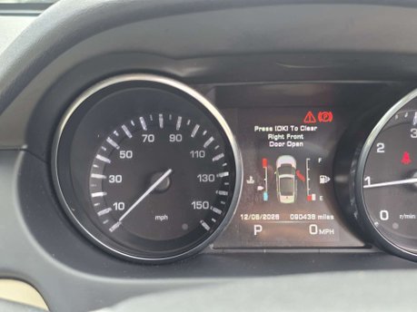 Land Rover Discovery Sport 2.0 TD4 HSE SUV 5dr Diesel Auto 4WD Euro 6 (s/s) (180 ps) 39