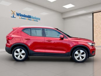 Volvo XC40 2.0 B4 MHEV Momentum Auto AWD Euro 6 (s/s) 5dr