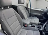 Volkswagen Touran 2.0 TDI SE Family Euro 6 (s/s) 5dr 10