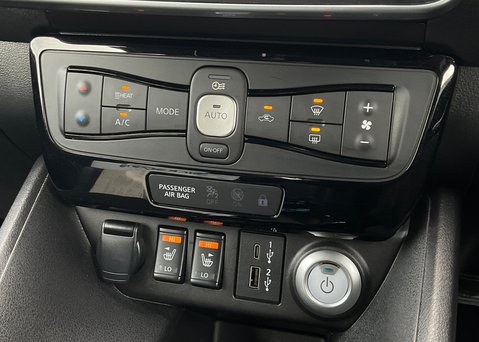 Nissan LEAF N-CONNECTA 22