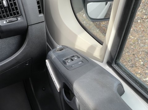 Peugeot Boxer BLUE HDI 335 L3H2 17 seat NON-D1 Minibus with ramps, sensors. ULEZ 25