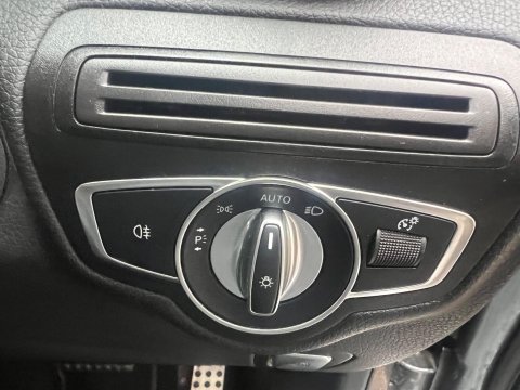 Mercedes-Benz GLC GLC 220 D 4MATIC AMG LINE 40