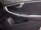 Volvo V40 1.5 V40 R-Design Edition T3 Auto 5dr 10