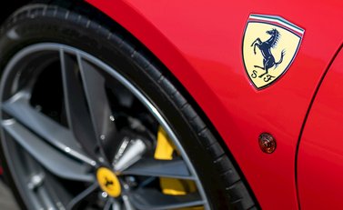 Ferrari 488 Spider 28