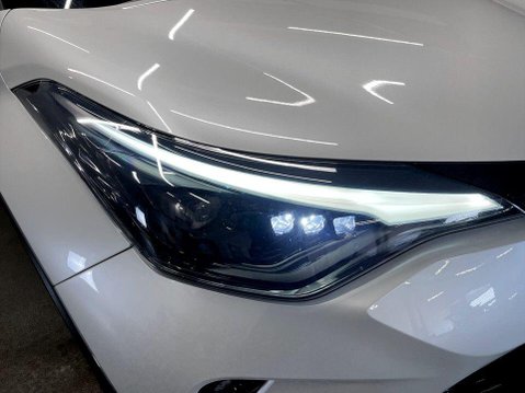 Toyota C-HR 2.0 VVT-h GR SPORT SUV 5dr Petrol Hybrid CVT Euro 6 (s/s) (184 ps) 9