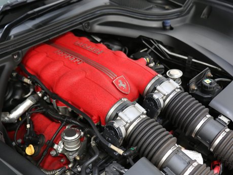 Ferrari California V8 - Daytona Style Seats, Shields and More Service History