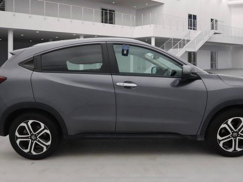 Honda HR-V 1.5 i-VTEC EX Euro 6 (s/s) 5dr 3