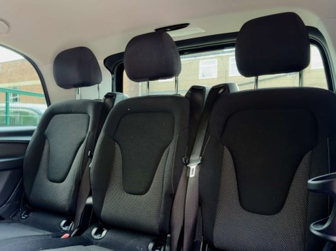 Mercedes-Benz V Class 2.2 V220d BlueTEC SE MPV 5dr Diesel G-Tronic+ Euro 6 (s/s) 7 Seat (163 ps) 23