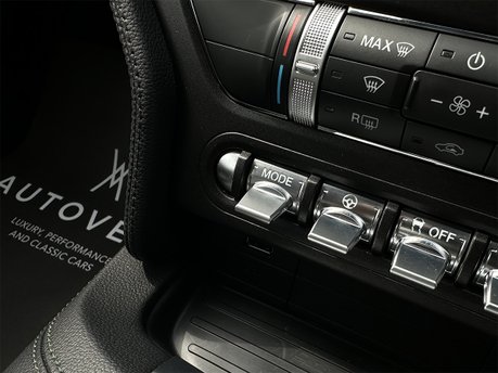 Ford Mustang BULLITT 55