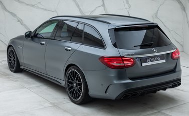 Mercedes-Benz C63 AMG PREMIUM Estate 9