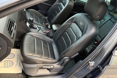 Volkswagen Tiguan R-LINE TDI BMT 4MOTION DSG -RARE LEATHER -DYNAUDIO -TOWBAR -APPLE CARPLAY  27