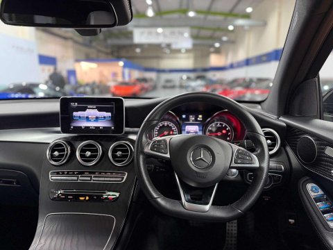 Mercedes-Benz GLC 2.0 GLC250 AMG Line (Premium) SUV 5dr Petrol G-Tronic+ 4MATIC Euro 6 (s/s) 2