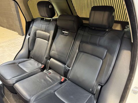 Land Rover Range Rover 3.0 Range Rover Vogue SDV6 Auto 4WD 5dr 78