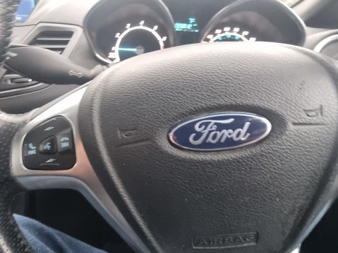 Ford Fiesta ST-LINE 38