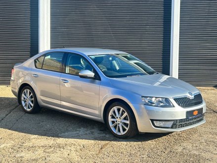 Skoda Octavia ELEGANCE TDI CR DSG