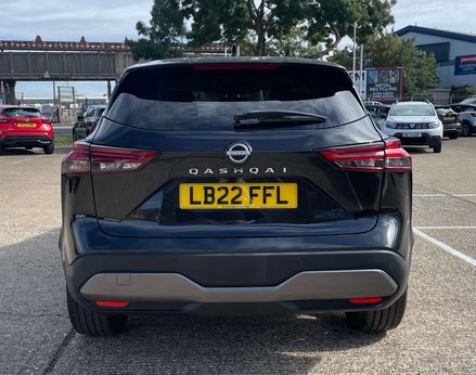 Nissan Qashqai 1.3 Qashqai N-Connecta DiG-T MHEV 5dr 6