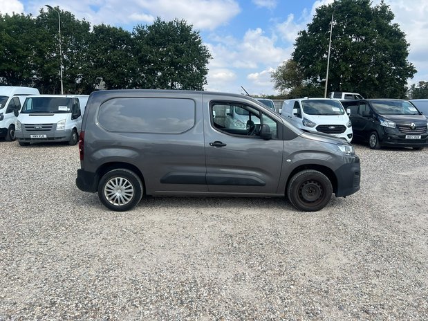 Citroen Berlingo SWB L1H1 Low Roof Enterprise Professional Ply Sensors EURO 6 NO VAT 5