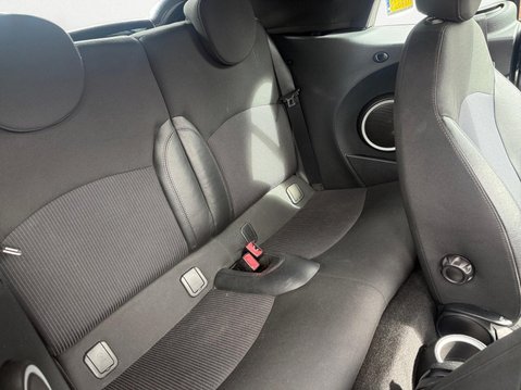 Mini Convertible 1.6 Cooper Euro 5 (s/s) 2dr 13