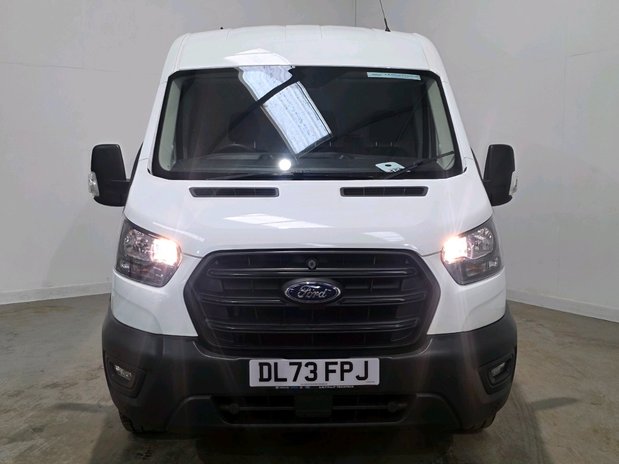 Ford Transit RANSIT 350 L2 DIESEL RWD 2.0 Eco Blue 130ps H2 Leader Van 3