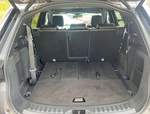 Land Rover Discovery Sport 2.0 Discovery Sport R-Dynamic HSE Auto 4WD 5dr 48