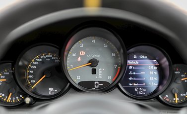 Porsche 911 (991) GT2 RS 17