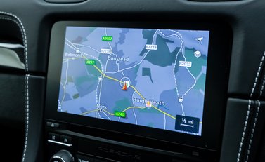 Porsche Cayman GT4 (718) 18