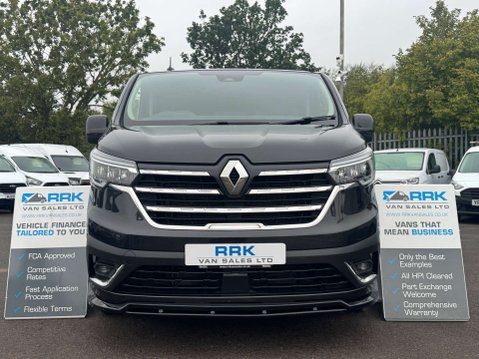 Renault Trafic 2.0 dCi Blue LL30 Sport Panel Van 5dr Diesel Manual L2 H1 Euro 6 (s/s) (130 8
