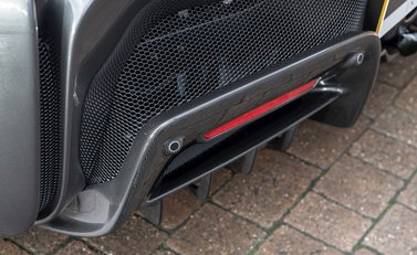 Ferrari SF90 Stradale 33