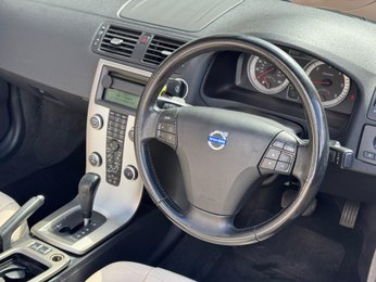 Volvo C70 2.0 D4 SE Lux Convertible 2dr Diesel Geartronic Euro 5 (177 ps)