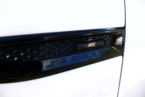 Jaguar E-Pace 2.0 E-PACE Chequered Flag AWD Auto 4WD 5dr 40