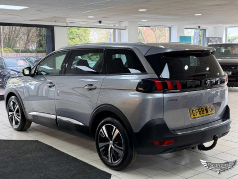Peugeot 5008 1.2 PureTech Allure EAT Euro 6 (s/s) 5dr 5