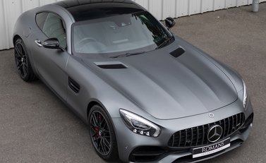 Mercedes-Benz Amg GT GT S 8