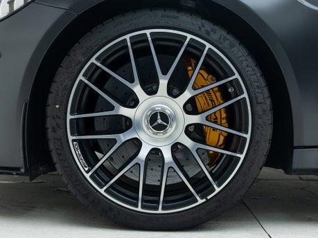 Mercedes-Benz C63 AMG S FINAL EDITION 