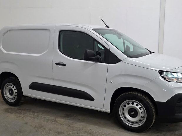 Fiat Doblo Doblo Van L1 H1 Plus 1.5 MultiJet 100PS 3