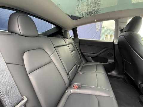 Tesla Model Y SUV 5dr Electric Auto RWD (346 ps) 26