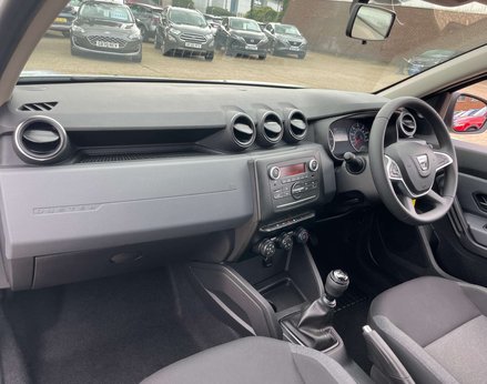 Dacia Duster 1.0 Duster Essential TCe 4x2 5dr 24