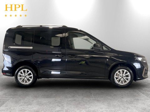 Ford Tourneo Connect 2.0 EcoBlue Titanium MPV 5dr Diesel Manual Euro 6 (s/s) (122 ps) 8