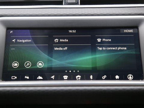Land Rover Range Rover Evoque 1.5 P300e 12.2kWh S Auto 4WD Euro 6 (s/s) 5dr 15