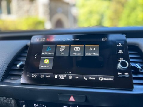 Honda Jazz I-MMD CROSSTAR EX 26