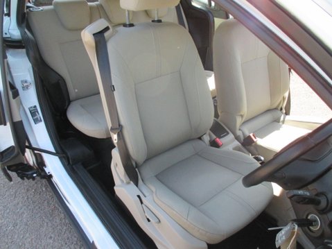 Ford B-Max 1.0T EcoBoost Titanium Navigator Euro 6 5dr 24