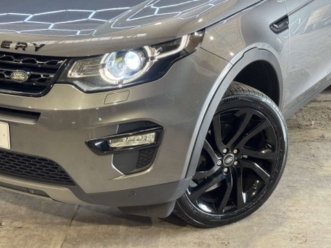 Land Rover Discovery Sport 2.0 Discovery Sport Black HSE TD4 Auto 4WD 5dr 39