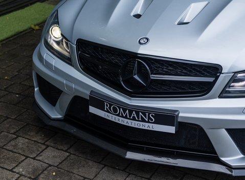 Mercedes-Benz C63 AMG Black Series 4