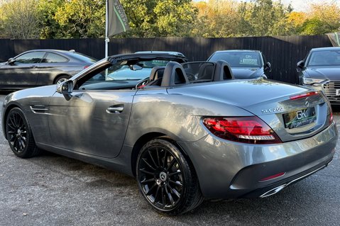 Mercedes-Benz SLC SLC 200 AMG LINE - AIRSCARF -9 MERCEDES SERVICES -HEATED SEATS -PAN ROOF 27