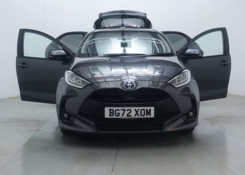 Toyota Yaris 1.5 Yaris Design HEV CVT 5dr 52